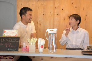 手話を学び、会話楽しむ手話カフェ　箱崎のリンゴ飴店で週1日開業